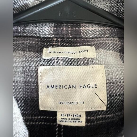 American Eagle Women’s XS‎ Oversized Western Collared Snap Button Black Flannel - Picture 7 of 8